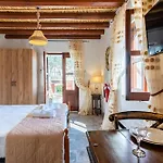 Lejlighedshotel Stone Court Boutique 4*