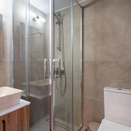 Stone Court Boutique 4*