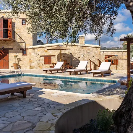 Stone Court Boutique