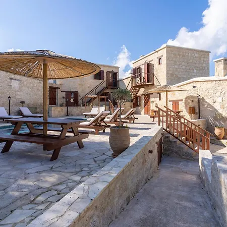 Stone Court Boutique 4* Miliou