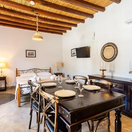 Aparthotel Stone Court Boutique *