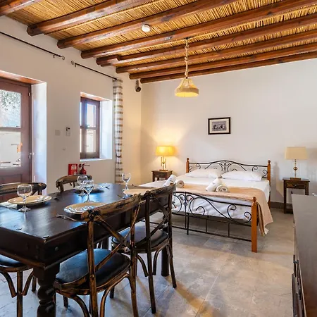 Stone Court Boutique Miliou