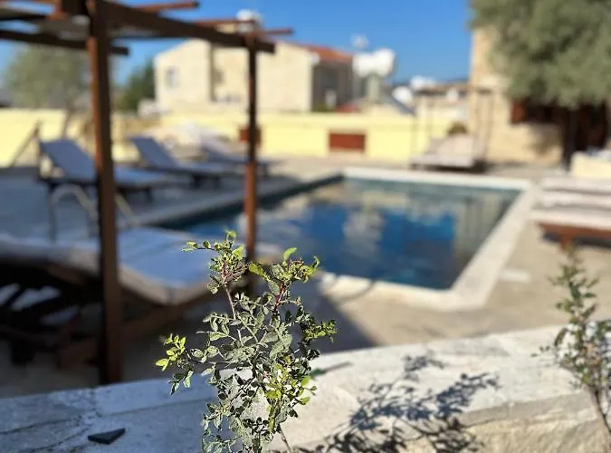 Stone Court Boutique アパートホテル