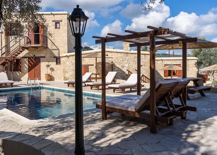 Stone Court Boutique